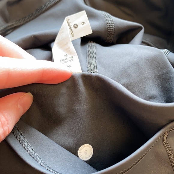 NWOT fast and free 6” shorts size 6 graphite grey - Picture 5 of 6